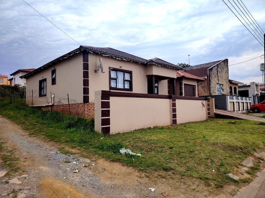 3 Bedroom Property for Sale in Mdantsane Nu 13 Eastern Cape